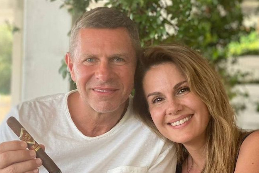 ČESTITAMO! Maja Nikolić i suprug Aleksandar slave NAKON TOLIKO GODINA! Svi prijatelji oduševljeni (FOTO) ČESTITAMO! Maja Nikolić i suprug Aleksandar slave NAKON TOLIKO GODINA! Svi prijatelji oduševljeni (FOTO)
