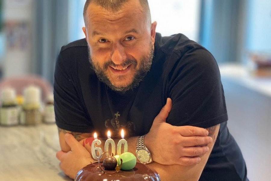 Supruga Ivana Ivanovića izašla u javnost i svi su gledali u njene noge: Ove sandale ne može svako da nosi, da li stoje lepoj Anji? (FOTO) Supruga Ivana Ivanovića izašla u javnost i svi su gledali u njene noge: Ove sandale ne može svako da nosi, da li stoje lepoj Anji? (FOTO)