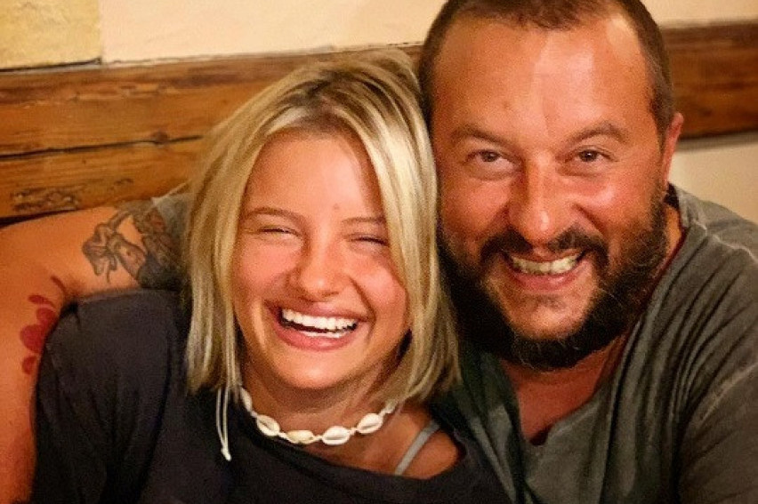 Juče se završilo jedno detinjstvo! Ivan Ivanović ćerki kroz suze uputio dirljivu poruku (FOTO) Juče se završilo jedno detinjstvo! Ivan Ivanović ćerki kroz suze uputio dirljivu poruku (FOTO)