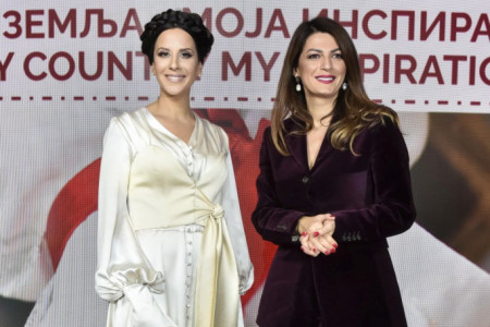 Svi pričaju o poslednjem pojavljivanju Tamare Vučić! Prva dama Srbije ostavlja bez daha (FOTO)