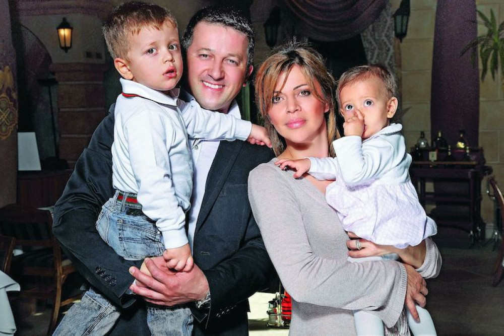 STRAŠAN UDARAC! Supruga Srđana Predojevića IZGUBILA BEBU u odmakloj fazi trudnoće STRAŠAN UDARAC! Supruga Srđana Predojevića IZGUBILA BEBU u odmakloj fazi trudnoće