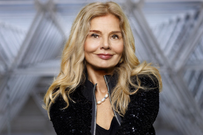 NOVI DEČKO Mirjane Bobić Mojsilović je prezgodan i pravi džentlmen: Objavila i fotografiju, topi se u njegovom zagrljaju (FOTO) NOVI DEČKO Mirjane Bobić Mojsilović je prezgodan i pravi džentlmen: Objavila i fotografiju, topi se u njegovom zagrljaju (FOTO)