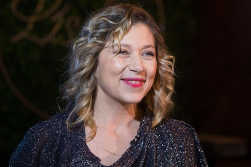 Branka Katić više nije svedena i smerna: O njenom poslednjem outfitu ne prestaje da se priča (FOTO) Branka Katić više nije svedena i smerna: O njenom poslednjem outfitu ne prestaje da se priča (FOTO)