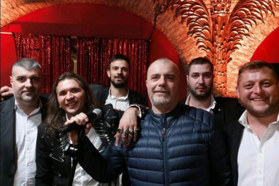 Velika čast: Pavle Dejanić rame uz rame sa Nikolom Kojom, ovo su detalji novog projekta Velika čast: Pavle Dejanić rame uz rame sa Nikolom Kojom, ovo su detalji novog projekta