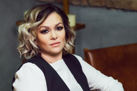 Potpuno slomljena Ivana Peters objavila TUŽNE VESTI! Reči podrške i utehe pristižu sa svih strana (FOTO) Potpuno slomljena Ivana Peters objavila TUŽNE VESTI! Reči podrške i utehe pristižu sa svih strana (FOTO)