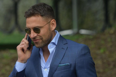 Kakav frajer: Svi šeruju novu fotografiju Duška Tošića, vidi se da mu je na stajling uticala posebna žena (FOTO)