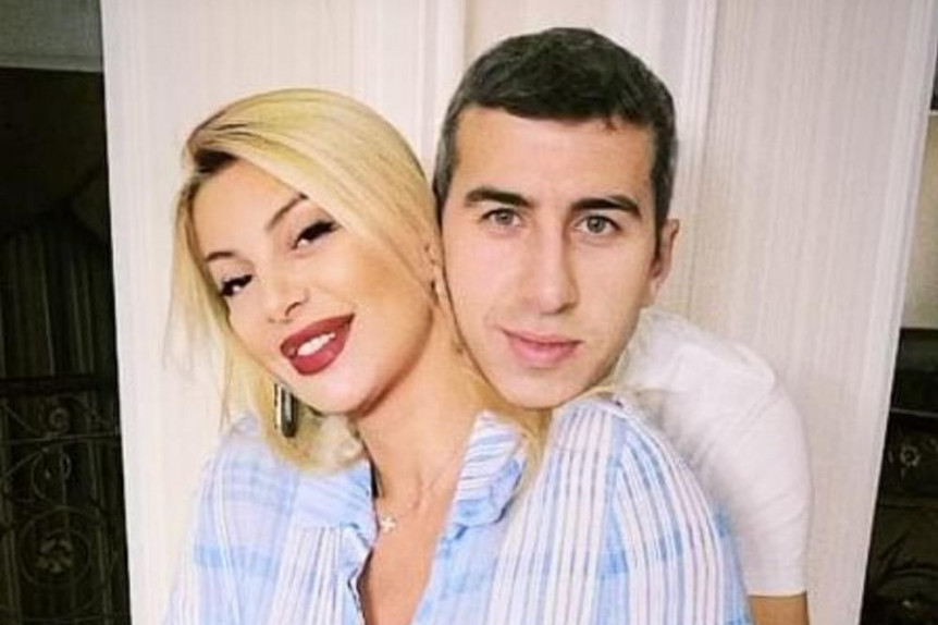 Koliko su samo porasli: Lidijini sinovi blizanci postali fudbaleri, pogledajte kako danas izgledaju (FOTO) Koliko su samo porasli: Lidijini sinovi blizanci postali fudbaleri, pogledajte kako danas izgledaju (FOTO)