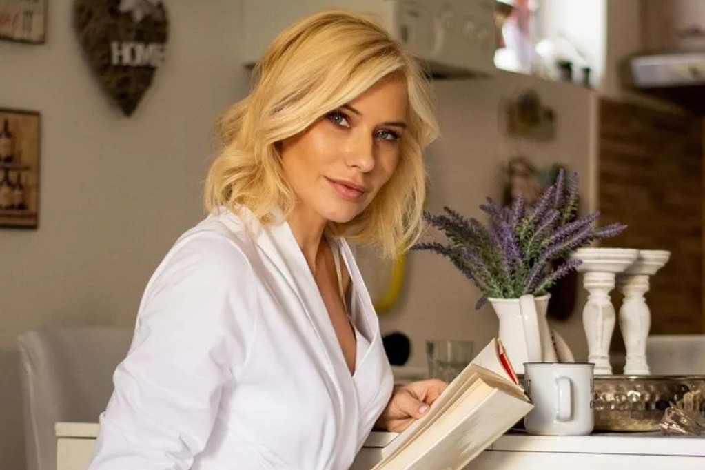 Za ljubitelje slatkog doručka: Preukusni vafli po receptu Marije Veljković, gotovi za svega 10 minuta Za ljubitelje slatkog doručka: Preukusni vafli po receptu Marije Veljković, gotovi za svega 10 minuta