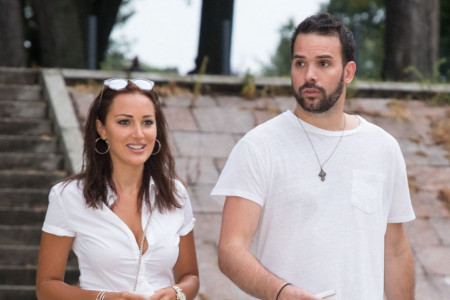 Sin Aleksandre Prijović i Filipa Živojinovića prvi put u javnosti: Jedan pogled je dovoljan da shvatite na koga mali Aleksandar liči (FOTO) Sin Aleksandre Prijović i Filipa Živojinovića prvi put u javnosti: Jedan pogled je dovoljan da shvatite na koga mali Aleksandar liči (FOTO)