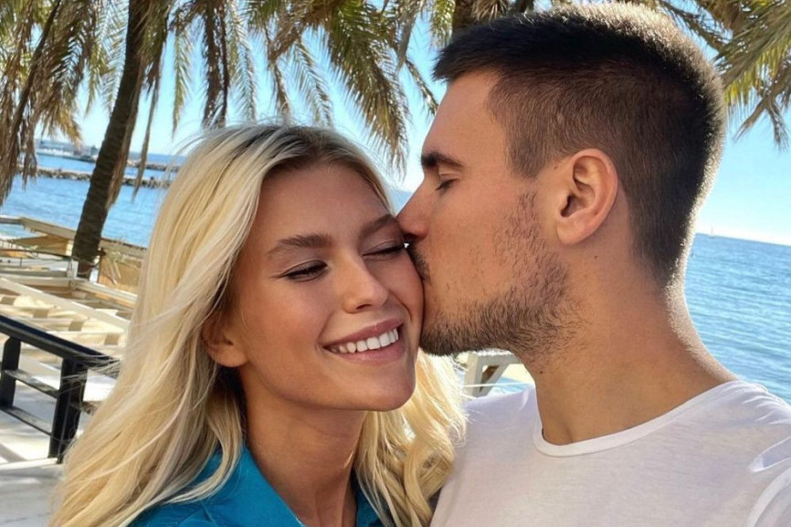 Nije mnogo izdržao! Đorđe Đoković konačno otkrio šta misli o Saškinoj porodici: Tašta je posebna tema (FOTO) Nije mnogo izdržao! Đorđe Đoković konačno otkrio šta misli o Saškinoj porodici: Tašta je posebna tema (FOTO)