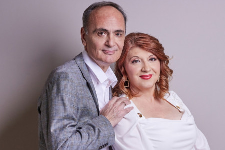 Aca Ilić i Bilja Jevtić liju suze radosnice, sin ih obradovao prelepim vestima: Ivan je malo požurio, ali sreći se u zube ne gleda (FOTO) Aca Ilić i Bilja Jevtić liju suze radosnice, sin ih obradovao prelepim vestima: Ivan je malo požurio, ali sreći se u zube ne gleda (FOTO)
