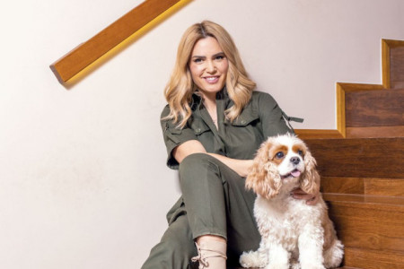 Posle toliko godina i ona je poklekla: Ana Bebić rekla DA estetskom hirurgu, evo kako izgleda posle operacije (FOTO) Posle toliko godina i ona je poklekla: Ana Bebić rekla DA estetskom hirurgu, evo kako izgleda posle operacije (FOTO)