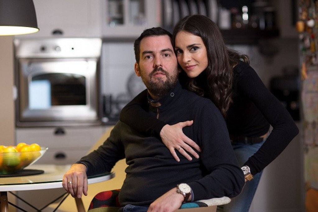 Oni su jedan od omiljenih TV parova: Zavirite u dom Marije i Milana Popovića (FOTO) Oni su jedan od omiljenih TV parova: Zavirite u dom Marije i Milana Popovića (FOTO)