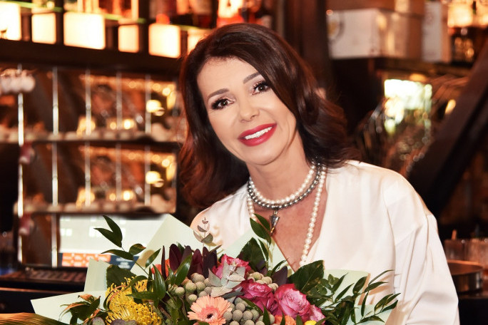 Osmeh na licu i iskra u oku: Jelena Bačić Alimpić nikad srećnija prima čestitke! Vesti su fantastične (FOTO) Osmeh na licu i iskra u oku: Jelena Bačić Alimpić nikad srećnija prima čestitke! Vesti su fantastične (FOTO)