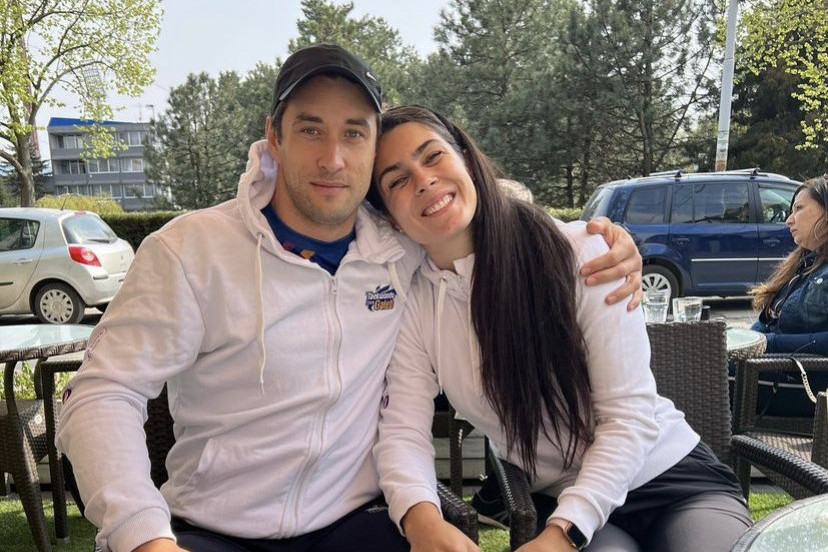 Milica Mandić pokazala trudnički stomak: Koliko joj samo lepo stoji, suprug se ne odvaja od nje (FOTO) Milica Mandić pokazala trudnički stomak: Koliko joj samo lepo stoji, suprug se ne odvaja od nje (FOTO)