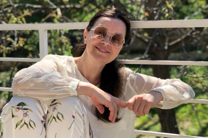 Sve je stvorila sama sa svojih deset prstiju: Dragana Katić danas živi po uzoru na svetske zvezde, zavirite u njen dom (FOTO) Sve je stvorila sama sa svojih deset prstiju: Dragana Katić danas živi po uzoru na svetske zvezde, zavirite u njen dom (FOTO)