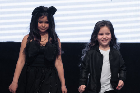 Najemotivniji momenti 19. Serbia Fashion Week-a: Mali manekeni oduševili publiku