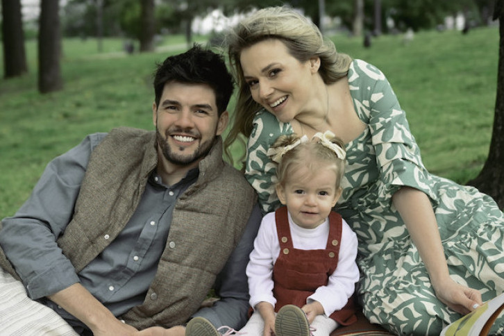 Bajkovito carstvo Rose i Kate Piale: Spavaću sobu ćerkica Una i Stevan uredili su svojim rukama i nastala je magija (FOTO) Bajkovito carstvo Rose i Kate Piale: Spavaću sobu ćerkica Una i Stevan uredili su svojim rukama i nastala je magija (FOTO)