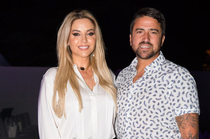 Revija Biljane Tipsarević okupila brojne poznate, muž Janko joj pružao podršku iz prvog reda (FOTO) Revija Biljane Tipsarević okupila brojne poznate, muž Janko joj pružao podršku iz prvog reda (FOTO)