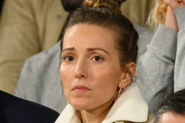 Gotovo, nije više Đoković: Jelena vratila devojačko prezime, Novaku svi pišu komentare podrške (FOTO) Gotovo, nije više Đoković: Jelena vratila devojačko prezime, Novaku svi pišu komentare podrške (FOTO)
