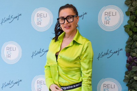 Asesoar iz tuđeg garderobera: Cecina torba ne prestaje da se komentariše (FOTO)