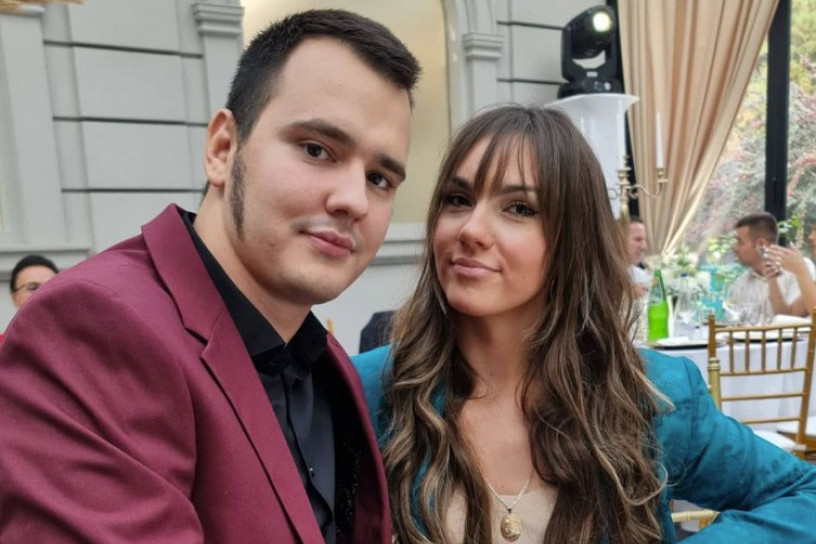 Aleksa Balašević napustio suprugu i ćerku! Nijedna bajka ne traje zauvek, objavio je i saopštenje na Instagramu (FOTO)
