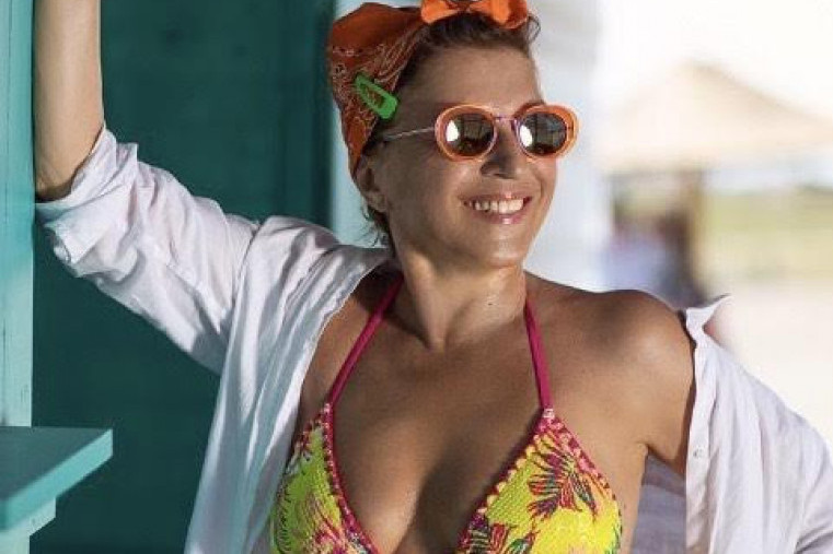 Dijeta Mire Karanović koja topi salo! Zavirite na trpezu slavne glumice koja s godinama izgleda sve bolje (FOTO) Dijeta Mire Karanović koja topi salo! Zavirite na trpezu slavne glumice koja s godinama izgleda sve bolje (FOTO)