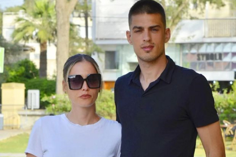 Vujadin je rekao KRAJ: Sada je vreme da mislim na sebe, za promenu! Mirka zanemela, porodica ga odgovara Vujadin je rekao KRAJ: Sada je vreme da mislim na sebe, za promenu! Mirka zanemela, porodica ga odgovara