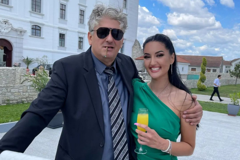 Tata Toni je upravo objavio na Instagramu: Manuela Bijelić nestala, pa nas obradovala DIVNIM VESTIMA! Dragana i ponosna i UPLAŠENA Tata Toni je upravo objavio na Instagramu: Manuela Bijelić nestala, pa nas obradovala DIVNIM VESTIMA! Dragana i ponosna i UPLAŠENA