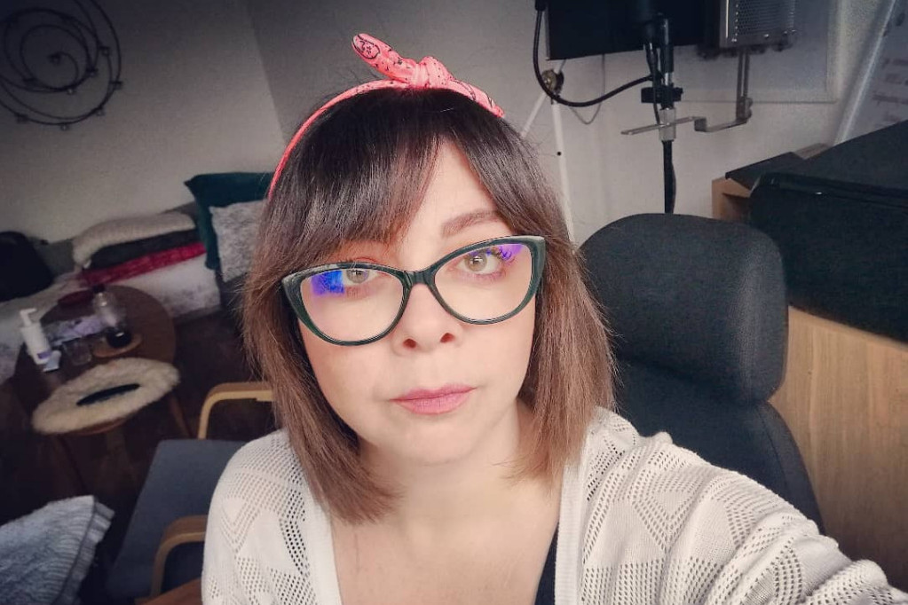 Jednom poglavlju je kraj: Kristina Kovač se oglasila iz Švedske i otkrila šta se desilo između nje i muža (FOTO) Jednom poglavlju je kraj: Kristina Kovač se oglasila iz Švedske i otkrila šta se desilo između nje i muža (FOTO)