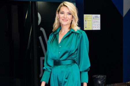 Prva zajednička fotografija: Anđelka Prpić i otac njenog budućeg deteta ne mogu da sakriju osmeh, evo kako on izgleda (FOTO) Prva zajednička fotografija: Anđelka Prpić i otac njenog budućeg deteta ne mogu da sakriju osmeh, evo kako on izgleda (FOTO)