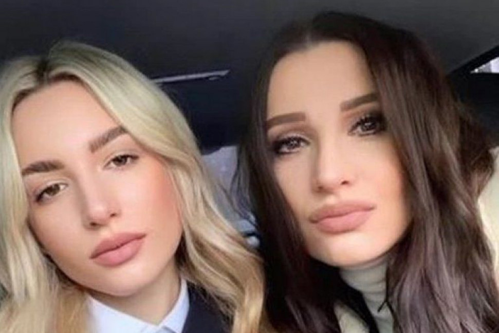 A tek što su se zakleli na večnu ljubav: Ćerka Mire Škorić jednim potezom odala kako se muž ophodi prema njoj (FOTO) A tek što su se zakleli na večnu ljubav: Ćerka Mire Škorić jednim potezom odala kako se muž ophodi prema njoj (FOTO)