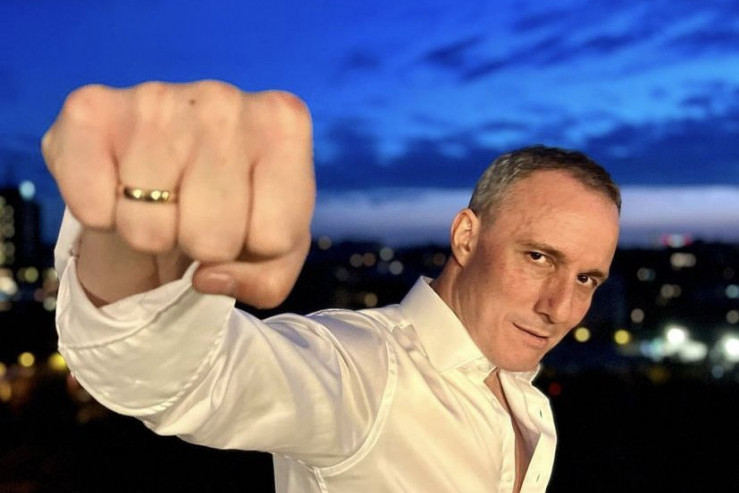 BOMBA: Miloš Timotijević se razveo pa ekspresno VENČAO sa drugom ženom! Pogledajte fotografije sa svadbe, mlada je lepa kao san (foto) BOMBA: Miloš Timotijević se razveo pa ekspresno VENČAO sa drugom ženom! Pogledajte fotografije sa svadbe, mlada je lepa kao san (foto)