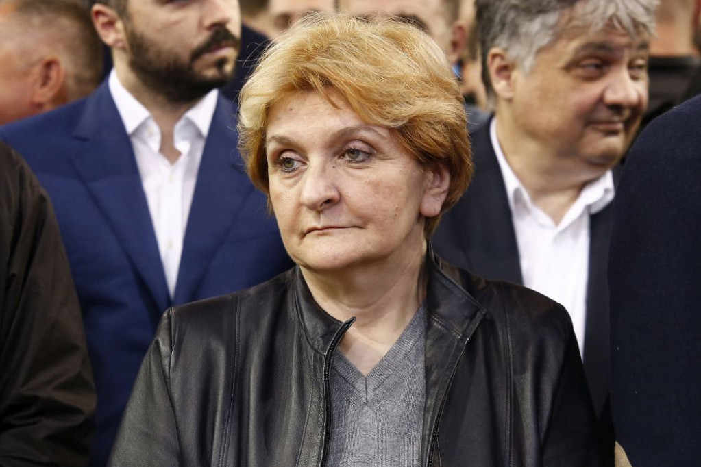 Poznati kolega: Evo ko je MUŽ Danice Grujičić i zašto je njen otac bio protiv ovog braka Poznati kolega: Evo ko je MUŽ Danice Grujičić i zašto je njen otac bio protiv ovog braka
