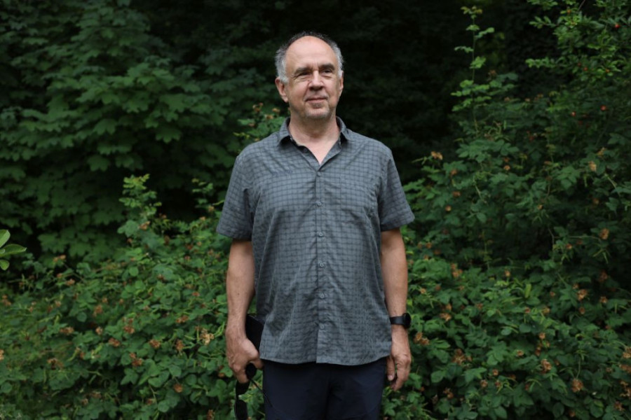 Gledate je u vestima, a niste znali da je ona supruga Buleta Goncića: Ovo je Gordana koja mu ulepšava život 37 godina (FOTO) Gledate je u vestima, a niste znali da je ona supruga Buleta Goncića: Ovo je Gordana koja mu ulepšava život 37 godina (FOTO)
