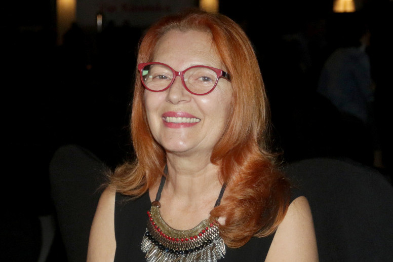 Tanja Bošković odlučna: Napušta salonac u srcu prestonice da bi živela OVDE – Svi u čudu (Foto) Tanja Bošković odlučna: Napušta salonac u srcu prestonice da bi živela OVDE – Svi u čudu (Foto)