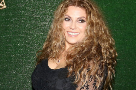 Indira Radić sada ima preko 90 kilograma, ali i dalje je prelepa! Pogledajte kako pevačica danas izgleda (VIDEO) Indira Radić sada ima preko 90 kilograma, ali i dalje je prelepa! Pogledajte kako pevačica danas izgleda (VIDEO)