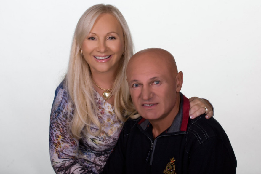 Da ti pamet stane, šta je ovo? Prve fotografije unutrašnjosti luksuzne vile koju je svojoj porodici ostavio posle smrti će vas ŠOKIRATI Da ti pamet stane, šta je ovo? Prve fotografije unutrašnjosti luksuzne vile koju je svojoj porodici ostavio posle smrti će vas ŠOKIRATI