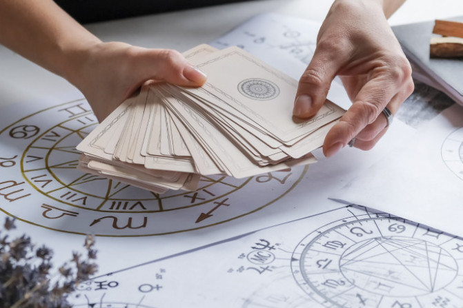 Horoskop za 6. septembar: Škorpije, ne forsirajte velike odluke, Lavovi, najbolje je da odustanete od isterivanja pravde Horoskop za 6. septembar: Škorpije, ne forsirajte velike odluke, Lavovi, najbolje je da odustanete od isterivanja pravde