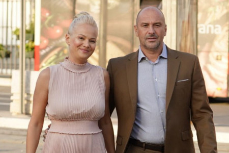 PREDIVNE VESTI! Ilda Šaulić se od gubitka bebe jedva oporavila, sreća je pokucala na njena vrata: Četiri godine skupljam hrabrost (FOTO) PREDIVNE VESTI! Ilda Šaulić se od gubitka bebe jedva oporavila, sreća je pokucala na njena vrata: Četiri godine skupljam hrabrost (FOTO)