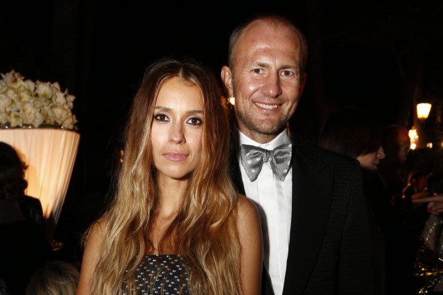 Pre Rusa Sandra Meljničenko volela je srpskog milionera o čijem razvodu je brujao region: Ovo je njihova jedina zajednička slika Pre Rusa Sandra Meljničenko volela je srpskog milionera o čijem razvodu je brujao region: Ovo je njihova jedina zajednička slika