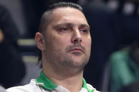 Kratko ošišana i moćna: Ovo je supruga Denisa Šefika, uz takvog muškarca smo i zamišljali baš ovakvu ženu (FOTO) Kratko ošišana i moćna: Ovo je supruga Denisa Šefika, uz takvog muškarca smo i zamišljali baš ovakvu ženu (FOTO)