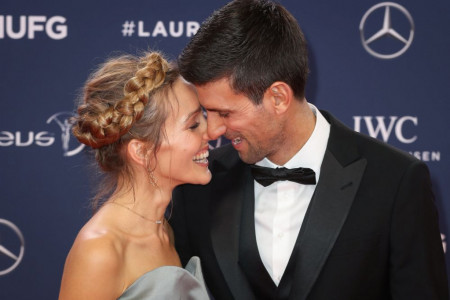 Stiže beba! Novak presrećan očekuje prinovu: Porodica Đoković nestrpljiva da čuje ime dečaka (FOTO) Stiže beba! Novak presrećan očekuje prinovu: Porodica Đoković nestrpljiva da čuje ime dečaka (FOTO)