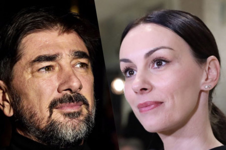 Starija je od njega osam godina: Otkrivena VELIKA TAJNA Slobode Mićalović i OVOG kolege iz serije, čeka se Vojinovo saopštenje (FOTO) Starija je od njega osam godina: Otkrivena VELIKA TAJNA Slobode Mićalović i OVOG kolege iz serije, čeka se Vojinovo saopštenje (FOTO)