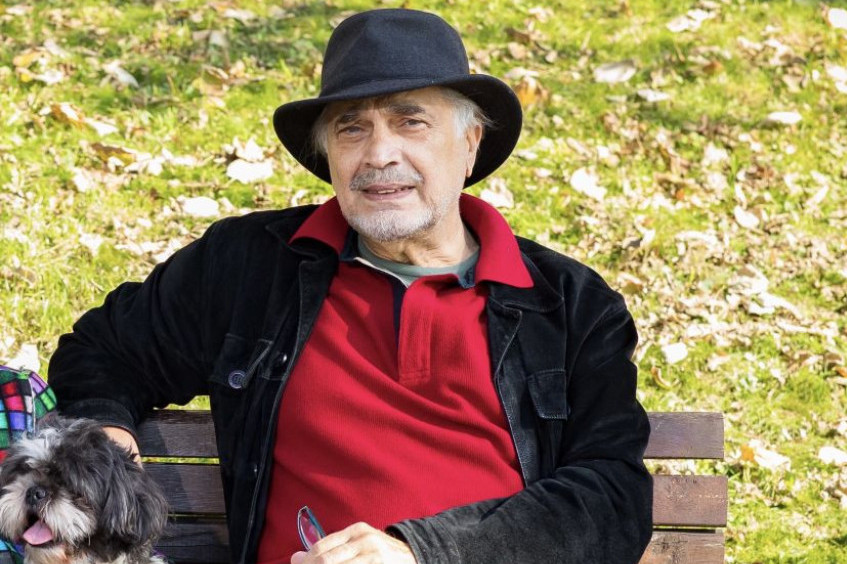 Prva žena Voje Brajovića je ćerka njegovog komšije: Pogledajte jedine porodične fotografije slavnog glumca i supruge koju je ostavio Prva žena Voje Brajovića je ćerka njegovog komšije: Pogledajte jedine porodične fotografije slavnog glumca i supruge koju je ostavio