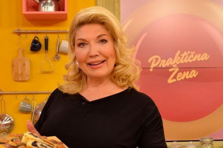 Poslastica idealna za završetak nedelje - Preukusna makovnjača po receptu Suzane Mančić (VIDEO) Poslastica idealna za završetak nedelje - Preukusna makovnjača po receptu Suzane Mančić (VIDEO)