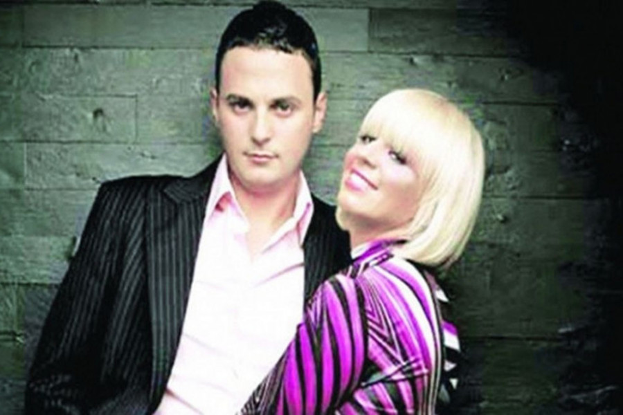 Prvi muž Dare Bubamare bio u zatvoru: Pogledajte šta su godine učinile od nekada fatalnog Lakija (FOTO) Prvi muž Dare Bubamare bio u zatvoru: Pogledajte šta su godine učinile od nekada fatalnog Lakija (FOTO)