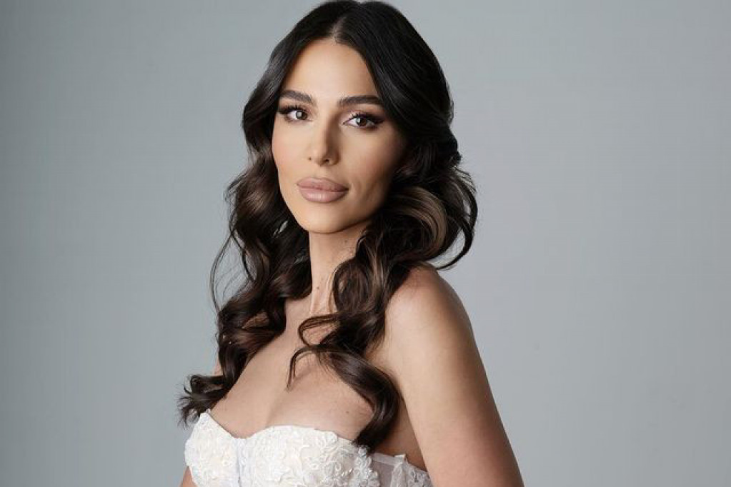 BOMBA iz Španije: TAJNO VENČANJE Anastasije i Gudelja, Ceca se izlanula BOMBA iz Španije: TAJNO VENČANJE Anastasije i Gudelja, Ceca se izlanula