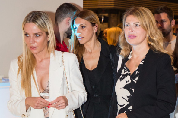 Milka Forcan i njena naslednica Jovana napravile potez koji je mnoge razočarao! Šta se to događa sa nekada najmoćnijom ženom na Balkanu Milka Forcan i njena naslednica Jovana napravile potez koji je mnoge razočarao! Šta se to događa sa nekada najmoćnijom ženom na Balkanu