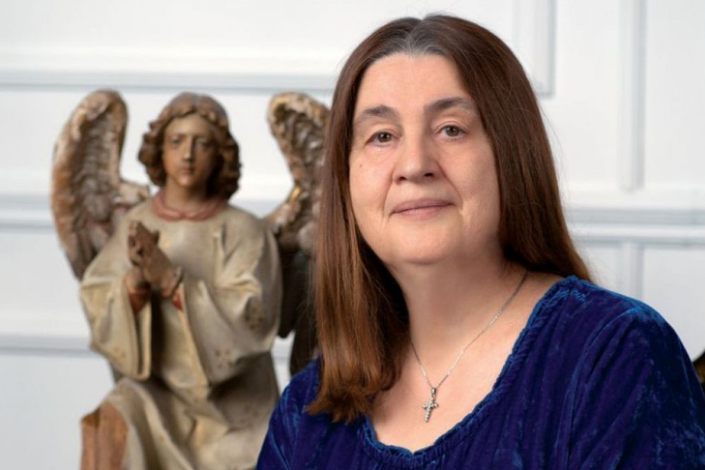 OŠIŠALA SE do glave: Ljiljana Habjanović Đurović ima novu frizuru i svi su šokirani, pogledajte kako joj stoji (FOTO) OŠIŠALA SE do glave: Ljiljana Habjanović Đurović ima novu frizuru i svi su šokirani, pogledajte kako joj stoji (FOTO)